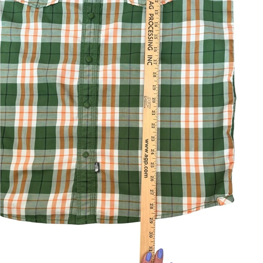 The North Face Plaid Snap Down Shirt Mens Large Green Orange Outdoor Gorpcore